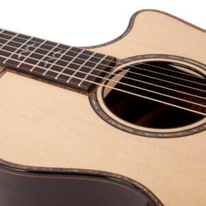 Taylor 914ce top and soundhole